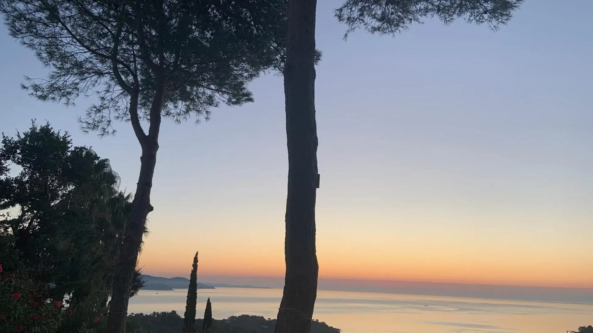 Casa-Valanvi Villa Gaou Benat Piscine Et Vue Mer Bormes-les-Mimosas 0*,
