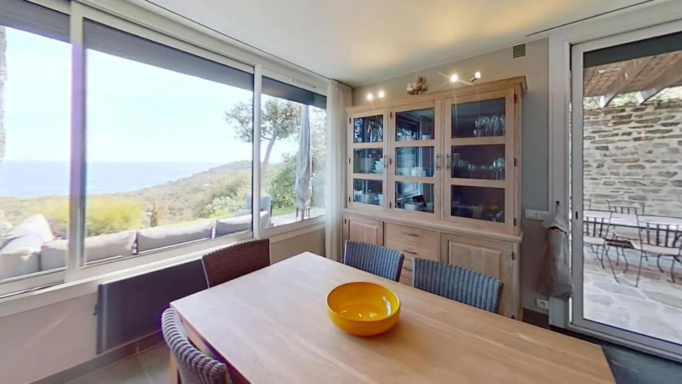 Casa-Valanvi Villa Gaou Benat Piscine Et Vue Mer Bormes-les-Mimosas 0*,
